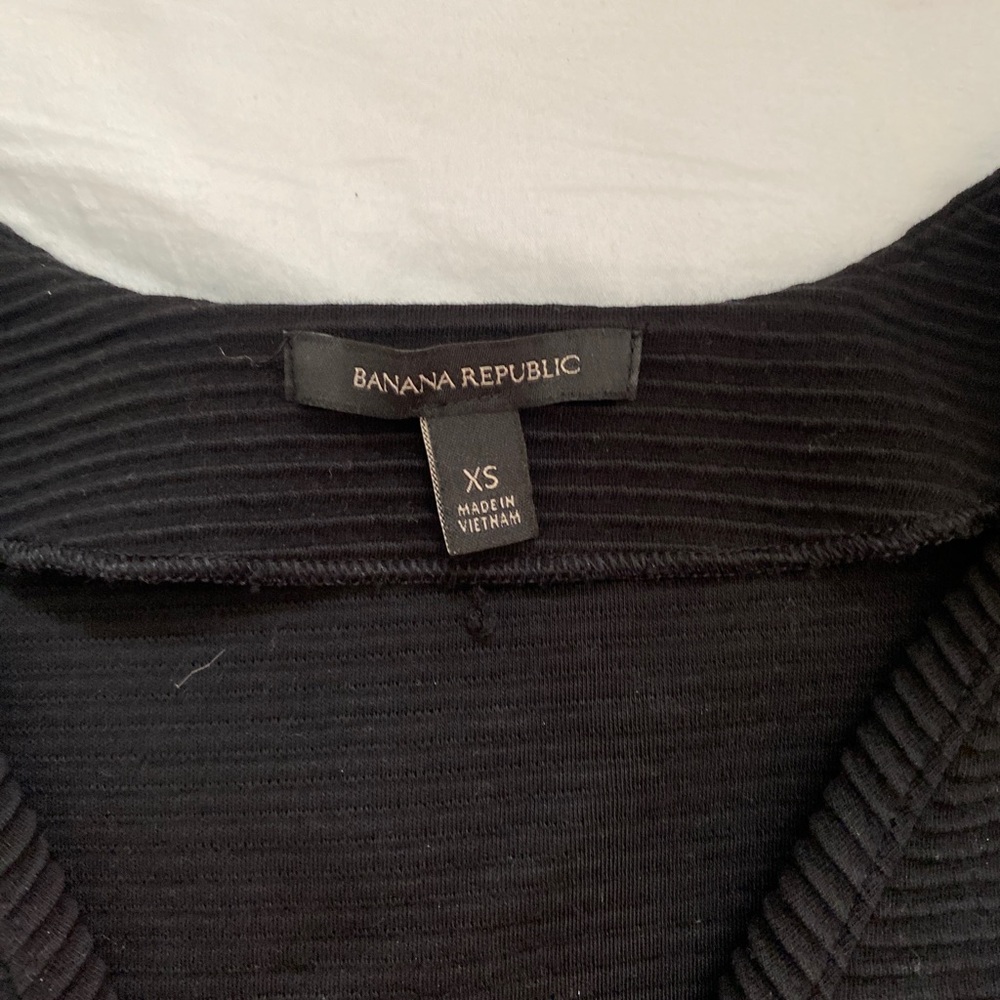 Banana Republic black shirt